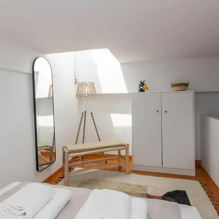 Chora 5 - By Tinoshost Penzion 3*