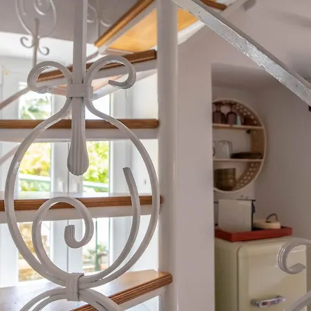 Chora 5 - By Tinoshost Tínos