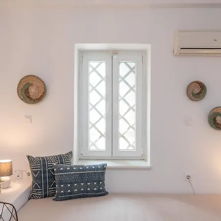 Chora 5 - By Tinoshost Tínos